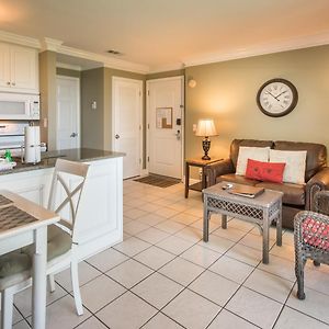 One-Bedroom King Suite